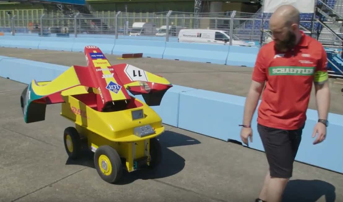 EffiBOT dans les paddock de Formule E