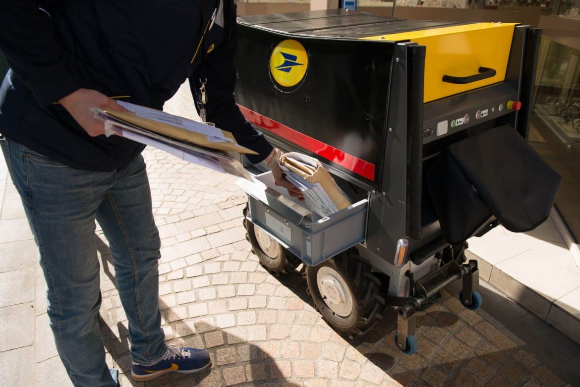 La Poste setzt den einsatz von effibot fort