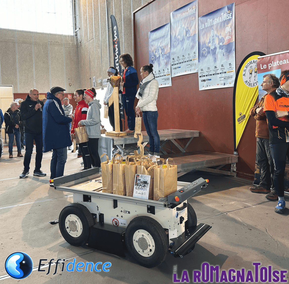 Effidence était sponsor et participante de la Romagnatoise ! EffiBOT, robot pour le transport de charges, s'est chargé de la remise des prix !